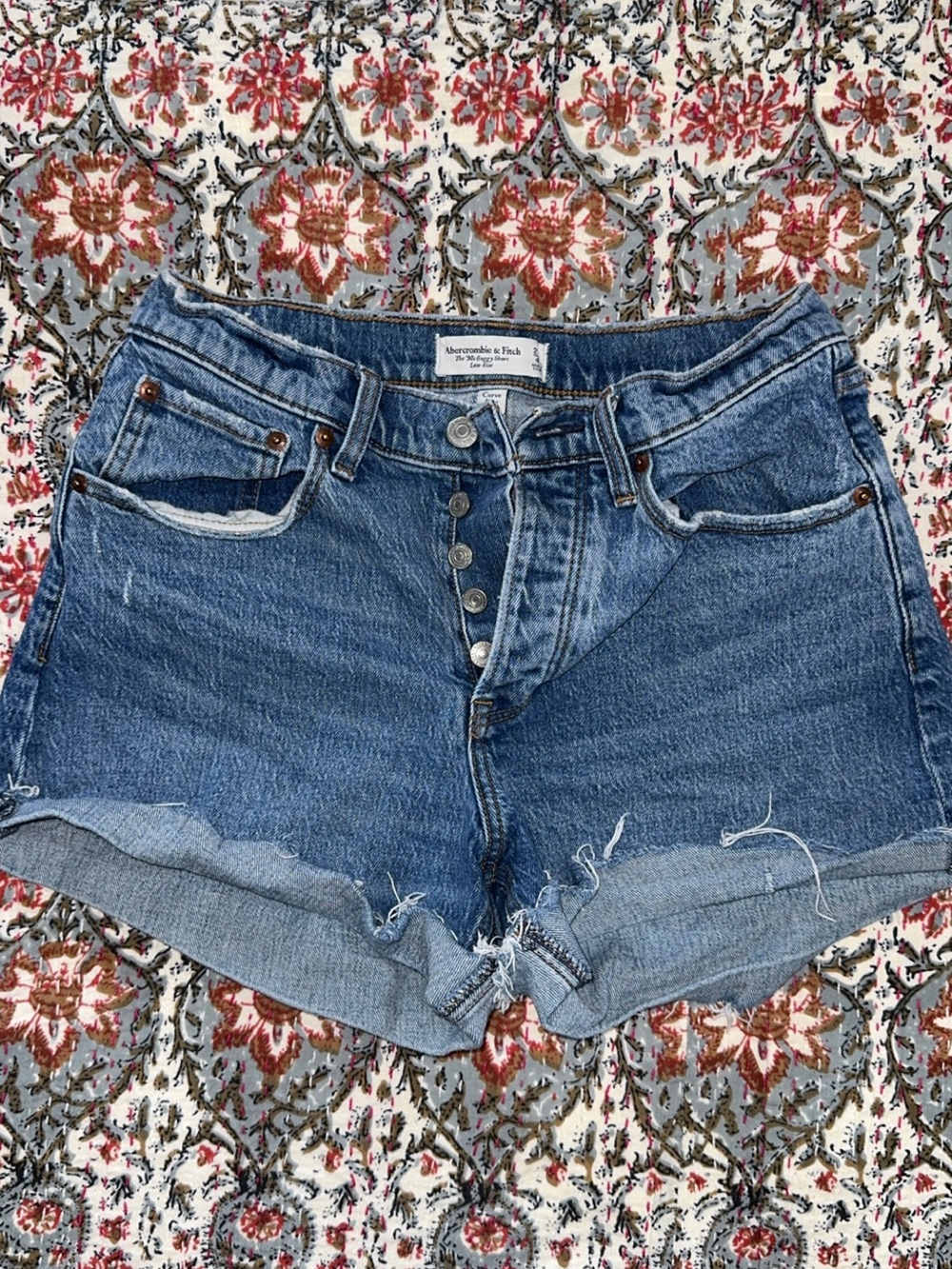 Abercrombie & Fitch The 90’s Baggy Short Low Rise- Curve Love